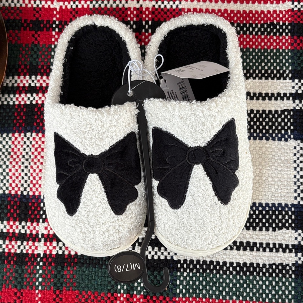 🆕Adorable Nordic Peace Boutique Bouclè “Coquette” Bow Slippers, (M) Size 7-8